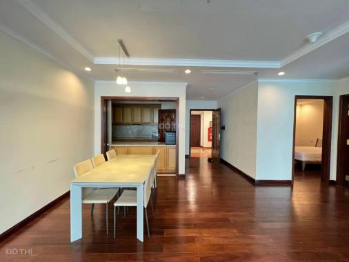 Bán căn hộ Vinhomes Đồng Khởi, Quận 1, DT 230m2, 4PN, view Lanmark 81