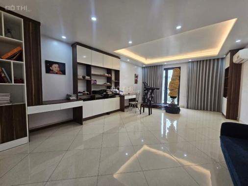 Bán nhà Tổng Cục 5 Tân Triều, dt: 100m2, giá: 18.4 tỷ, mt: 5.2m, 5 tầng, có vỉa hè, 3 ô tô tránh