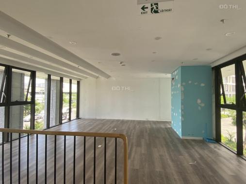 Shophouse 126m2 khu chung cư Midtown Phú Mỹ Hưng, mặt tiền đường Tân Phú, Quận 7 giá chỉ 56tr/th