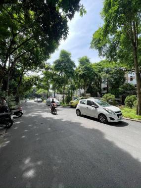 Bán Biệt Thự Bán đảo Linh Đàm dtich 251m2 -  4 tầng - mặt tiền 13m