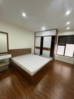 Goldenland 275 nguyễn trãi 3pn2wc 130m2 đồ cb 15tr LH:0988215990