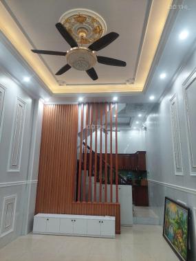 Cho thuê nhà riêng Nguyễn Văn Trối, Mỗ Lao, 51 m2 x 4 tầng, nhà có nội thất