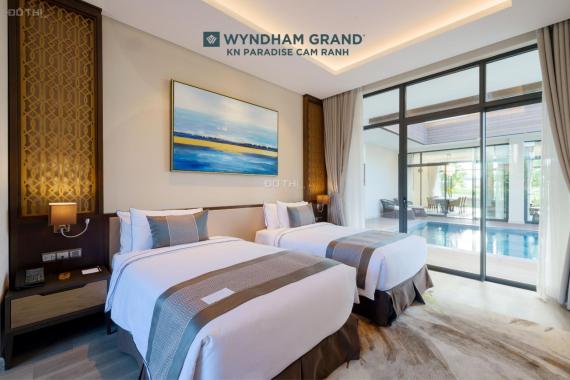 Bán biệt thự Wynhdam Grand KN Paradise Cam Ranh 2 lầu, 3 phòng ngủ, nội thất cao cấp, giá 22ty966