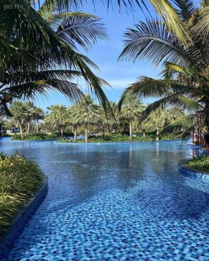 Bán biệt thự Wynhdam Grand KN Paradise Cam Ranh 2 lầu, 3 phòng ngủ, nội thất cao cấp, giá 22ty966