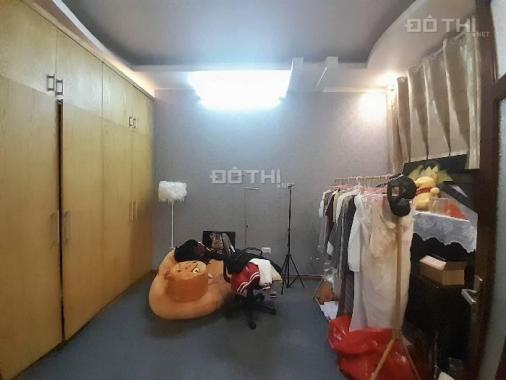 NHÀ PHỐ HOÀNG CẦU OTO VÔ NHÀ 47M2 5T NHÀ XÂY CAO RẤT ĐẸP THOÁNG MÁT 12.2TY