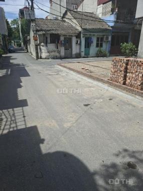 Bán đất tổ 13 TT Đông Anh 38m x 5,55m oto tránh, thông, lô góc, chỉ nhỉnh 3 tỷ LH: 0936123469