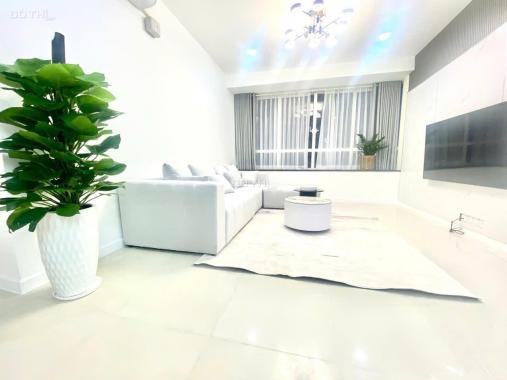 Căn hộ SUNRISE CITY  khu South DT: 163m2, 4PN, view Hồ bơi, nhà đẹp, giá tốt