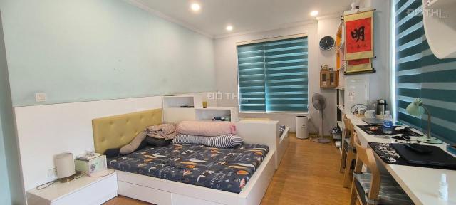 Em Cần Bán Căn Hộ Chung Cư Hà Đô Park View - Dich Vọng, DT 123.6m2 , L/H 0983921919