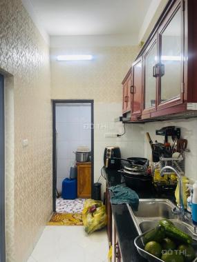 Bán nhà ngõ 107 LĨNH NAM 34M 3T +2,4 Tỷ ngõ quay SH ,3PN, hàng hiếm