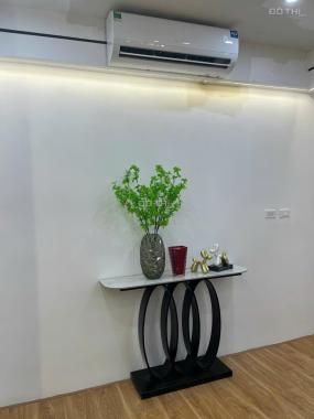 Bán căn hộ 3PN tòa chung cư B2, Khu Đô Thị Mỹ Đình, 107m2, Nhà đẹp, 5.35 tỷ. LH: 0818 340 242