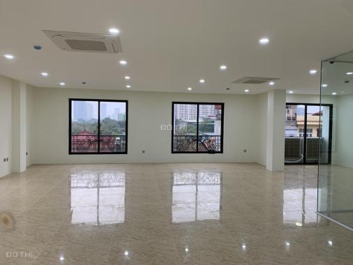 Cho thuê sàn văn phòng Tố Hữu, dt 120 m2/tầng, mặt tiền 12m, sàn thông