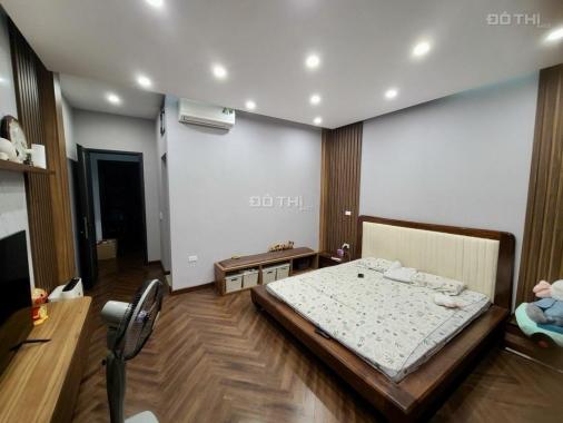 (Siêu Phẩm). Nhà đẹp 52m2 x 6T - Phân lô ô tô tránh tại Huỳnh Thúc Kháng - Cách phố 60m - 18,9 tỷ.