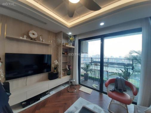 Bán căn góc 99.6M2 tầng 16 tòa C6 Vinhomes D'Capitale. BC hướng Nam view Hồ & Công viên. Giá 8.2 tỷ