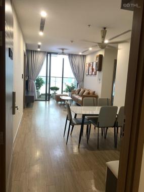 Bán căn hộ 71M 2PN. View Hồ & CV. NT đẹp. Giá 7.1 tỷ. LH: 0936031229