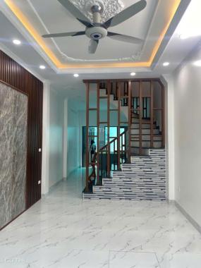 Bán nhà gần 60m2 Ngõ 1 Đại Đồng Đông Mỹ Thanh Trì, 100m ra đường trục xe buýt Đông Mỹ, Bán 5 tỷ