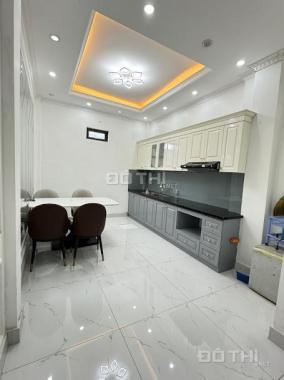 Bán nhà Vũ Tông Phan, oto đỗ cổng, 42m2 - 6,2 tỷ