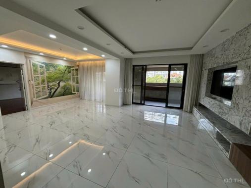 Cho thuê căn hộ Mỹ Khánh 1, trung tâm Phú Mỹ Hưng 112m2 3PN view hồ bơi