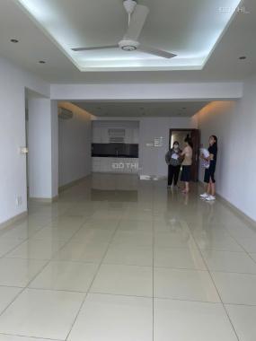 Cho thuê căn hộ Riverpark Residence, Q7 146m2 view sông. Giá 32 triệu