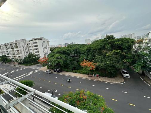 Cho thuê căn hộ Mỹ Đức, trung tâm Phú Mỹ Hưng 124m2 3PN view sông