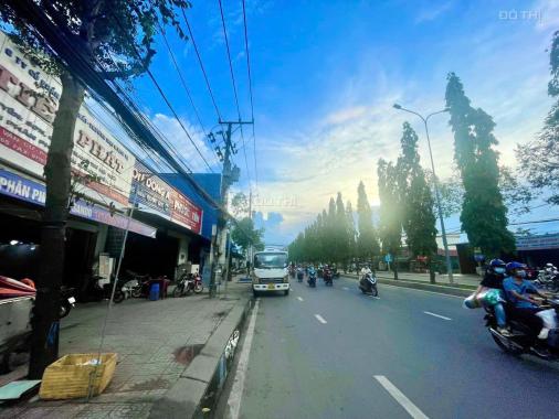 Cho thuê nhà 1 trệt 1 lững 2 lầu góc 2 mặt tiền đường nguyễn văn cừ cần thơ, nhà gần đại học y dược