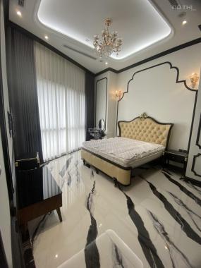 CĂN GÓC ROYAL CITY R3, 169M2, 3 NGỦ ,FULL ĐỒ ĐẸP, TẦNG TRUNG, VÀO Ở LUÔN.☎ 0987485936