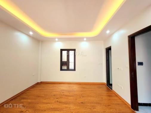 Chính chủ tôi cần bán gấp nhà 34/40m² 6 tầng xây mới Đội Cấn Ba Đình Hà Nội