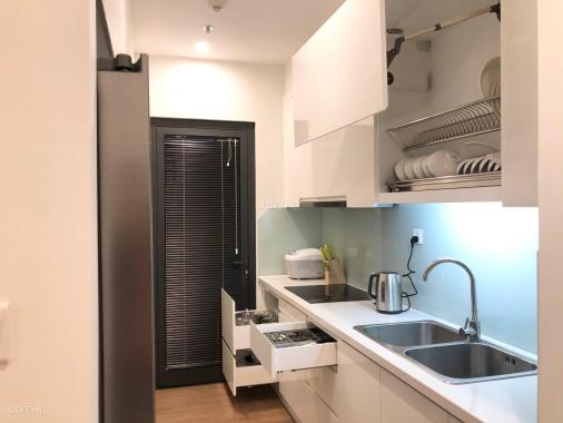 Cho thuê căn hộ Vinhomes Skylake, 2 ngủ, view hồ điều hòa, tòa S2, giá 23tr - LH 0914167722