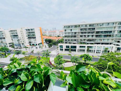 Cho thuê căn hộ Garden Court 1, PMH, Q7. - DT: 167m2, 3PN, full nội thất, ban công dài