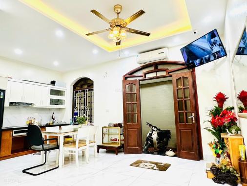 Chính Chủ Bán Nhà Bạch Đằng - nhà cực đẹp, thông số vip, 10m ra phố - DT 63m2 - 9.85 tỷ