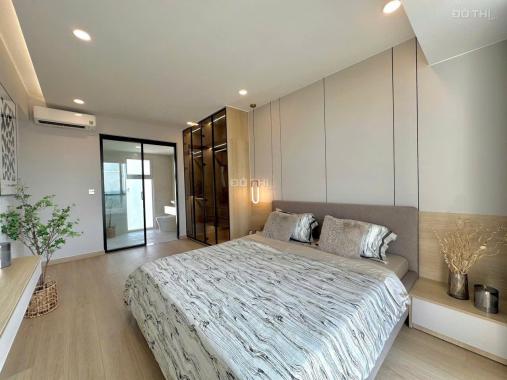 Bán gấp căn hộ Tophouse Garden Court 2, 118m2, 2 mặt view PMH cực đẹp