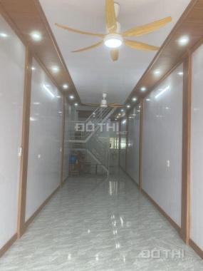 Cho thuê nhà riêng Vạn Phúc, diện tích 50 m2 x 2 tầng, đường rộng