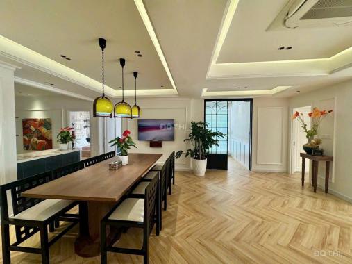 Bán gấp căn hộ view sông Riverside Residence, 147m2, 3PN có Sổ hồng