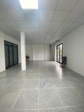 Cho thuê văn phòng 80 m2 , sàn thông như ảnh, đường xá khu đô thị