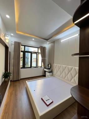 Chính chủ bán nhà riêng 39m2 5 tầng mặt tiền 3,4m2 giá 8,2 tỷ tại Hoàng Quốc Viêt