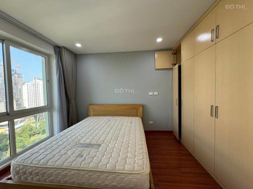 Bán căn hộ 4 phòng ngủ view sân Golf , 182 m2 tại P2 Ciputra, Bắc Từ Liêm