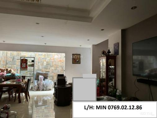 Bán nhà MT Chợ Thủ Đức, 240m2, 3T, dòng tiền siêu lợi nhuận,chỉ 36t.