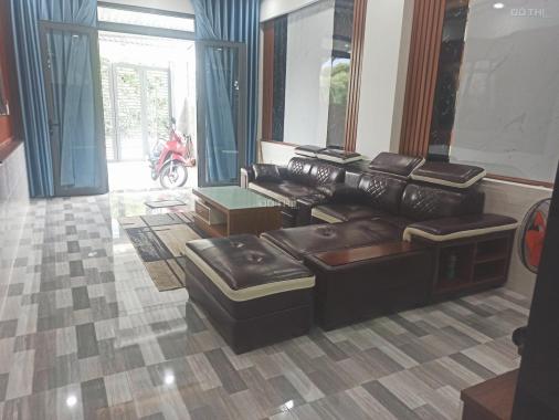 Bán nhà riêng 3 tầng đường Bùi Thị Cội, Tân Đông Hiệp, Dĩ An, BD,82m2 giá 5.4 tỷ.