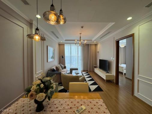 Vào ở được luôn căn hộ 2 phòng ngủ, đủ đồ, nhà mới đẹp, tầng cao Vinhomes Nguyễn Chí Thanh