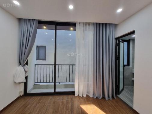 Bán nhà 5T ngõ 590 Ngọc Thụy 10m ra mặt đê, mới tinh, giá 5,x tỷ có TL. LH 0936123469