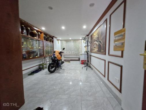 Bán nhà 46m x 5T Ngọc Thuỵ. View hồ, oto tránh vỉa hè, kinh doanh giá 12,x tỷ có TL. LH 0936123469