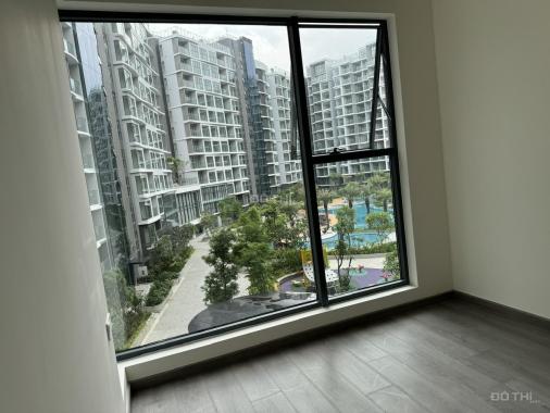 View hồ bơi-Căn 3PN 121m2 Diamond Centery giá bán chỉ 7.4 tỷ-Ký HĐMB trực tiếp từ CĐT, Celadon City