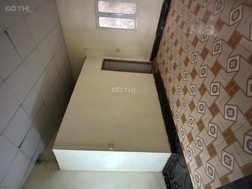 Siêu Rẻ !!!! Bán nhà C4 ngõ 99 Đức Giang 106m oto tải vào nhà, chỉ 9 tỷ có TL. LH: 0936123469