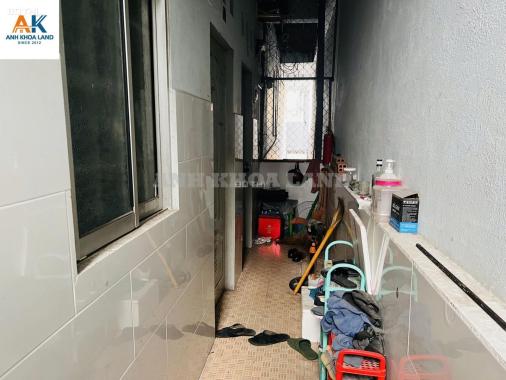 Hót-Nhà 3 tầng ngay Hoàng Diệu 2 hẻm thông tứ hướng DT (4.5x23) sẵn TN 35tr/th giá nhíc 9 tỷ