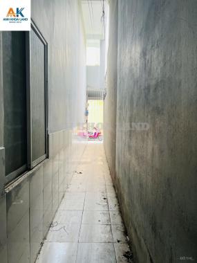 Hót-Nhà 3 tầng ngay Hoàng Diệu 2 hẻm thông tứ hướng DT (4.5x23) sẵn TN 35tr/th giá nhíc 9 tỷ