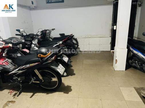 Hót-Nhà 3 tầng ngay Hoàng Diệu 2 hẻm thông tứ hướng DT (4.5x23) sẵn TN 35tr/th giá nhíc 9 tỷ