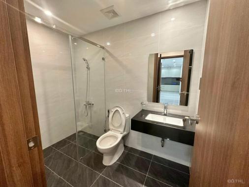Tôi chính chủ cần sang lại căn hộ 2PN 69m2 giá 2tỷ39 - Tầng trung view đẹp, sổ sẵn, có bank hỗ trợ