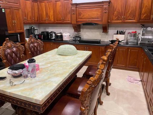 Gấp-Biệt thự siêu đẹp ngay vành đai 2 đường Bình Phú Tam Phú 142m2 ngang 8 giá còn TL tốt