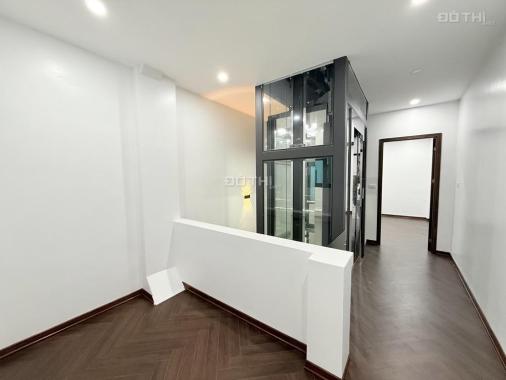 Nhà riêng phố Hoàng Mai - 65m2, 4 tầng - thang máy nhập khẩu - 3 bước ra ô tô