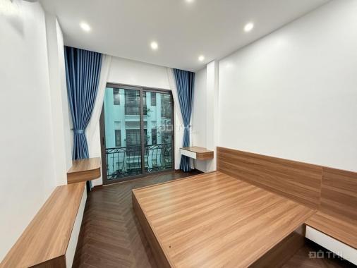 Nhà riêng phố Hoàng Mai - 65m2, 4 tầng - thang máy nhập khẩu - 3 bước ra ô tô
