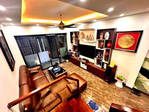 Bán nhà Hồng Tiến 60m2, 4 Tầng, Mặt Tiền 4M, Ôtô Đỗ Cửa, Giá 13 Tỷ